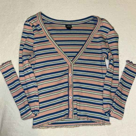 Wild Fable Striped Deep VNeck Button Down Croptop - Picture 2 of 5